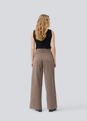 Broek4